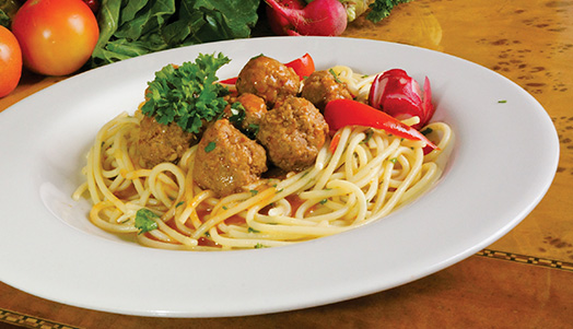 spaguettis con albondigas